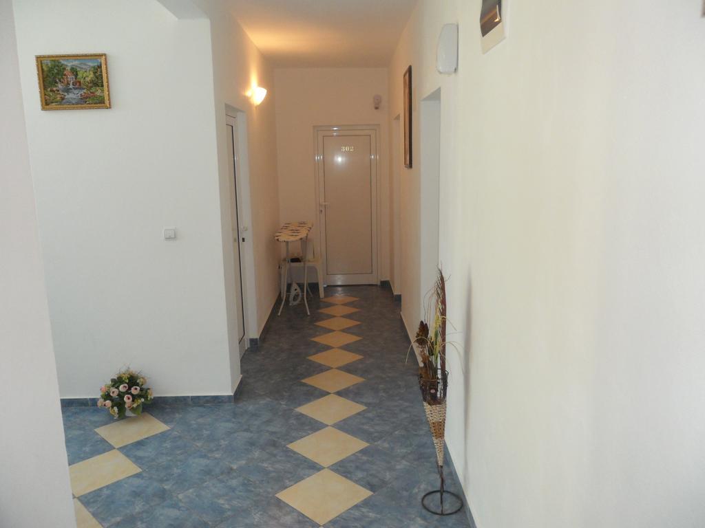 Sianie Guest House Ravda Exterior foto